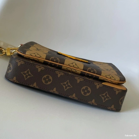 TRIO MESSENGER LOUIS VUITTON 0411